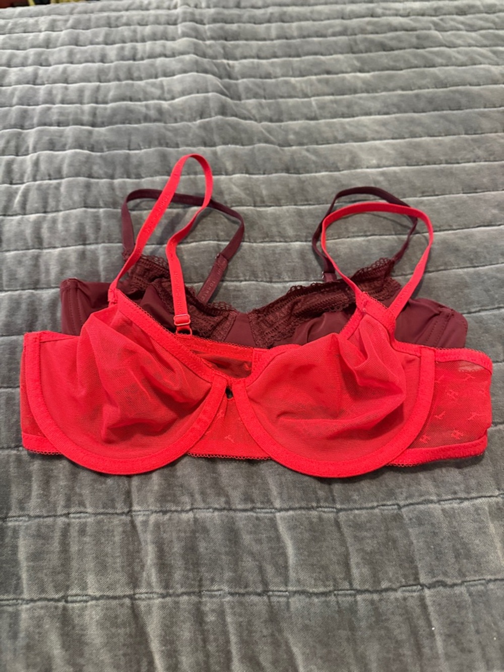Tommy Hilfiger 2 PC Sheer Lace Underwire Bra in Red & Maroon